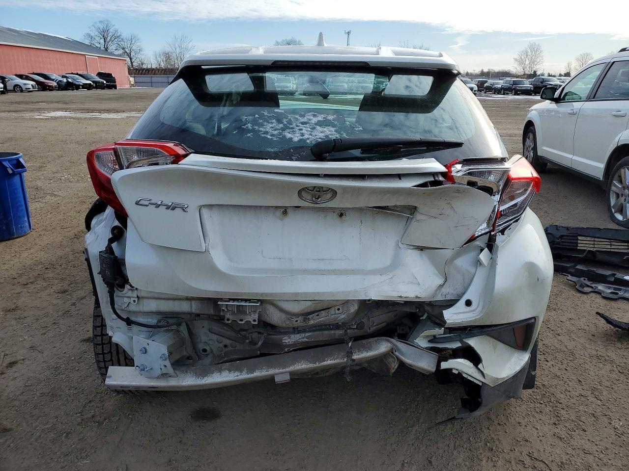 2018 Toyota C-Hr Xle - Image 6