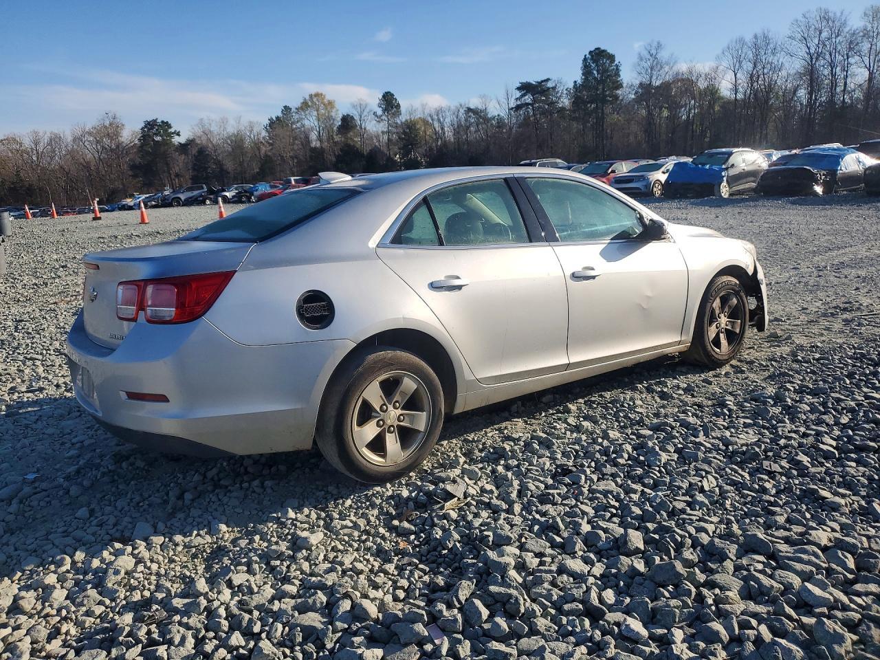 2016 Chevrolet Malibu Limited Lt - Image 3