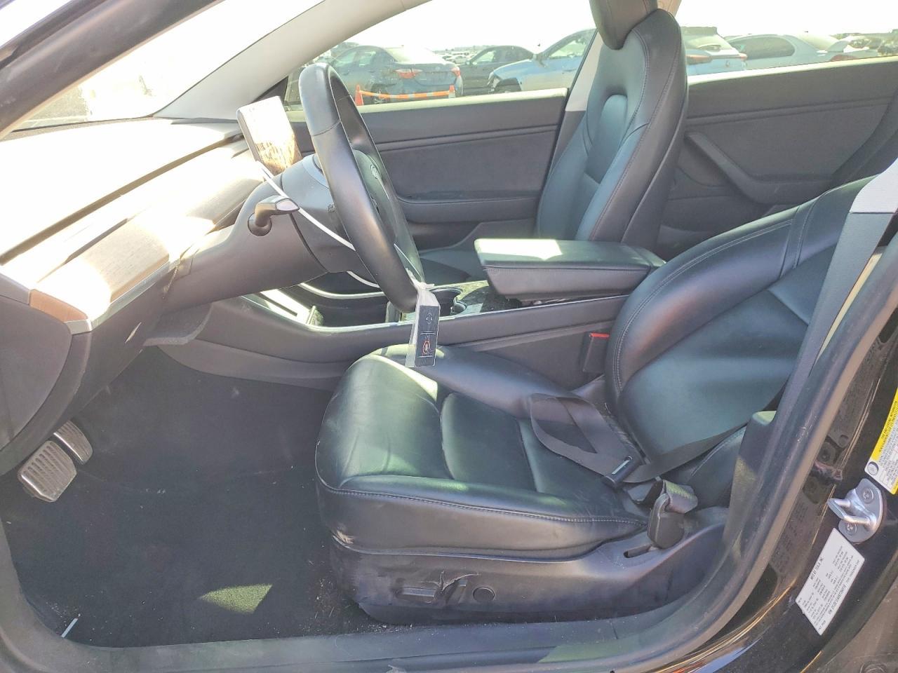 2019 Tesla Model 3 - Image 7