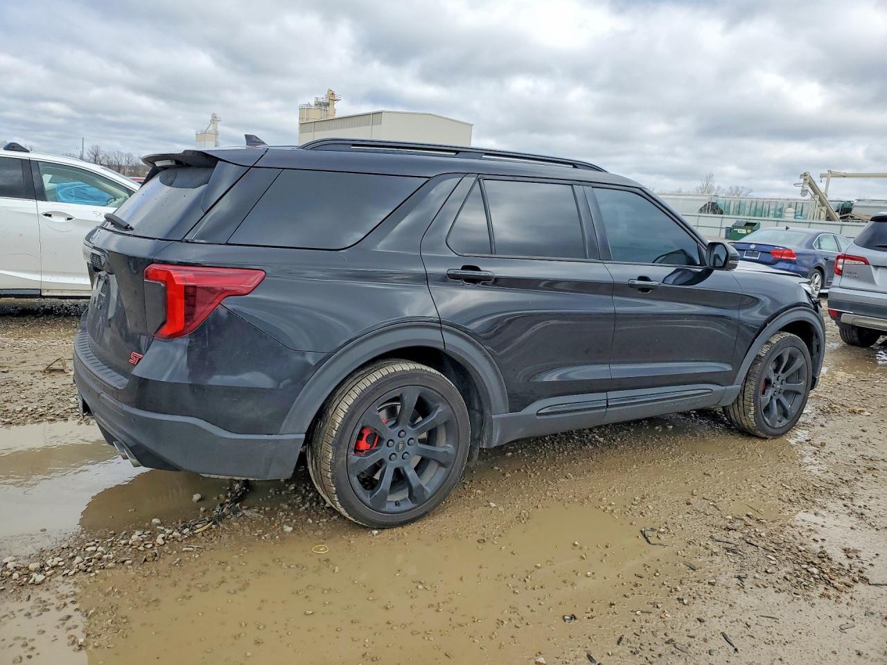 2020 Ford Explorer St - Image 3