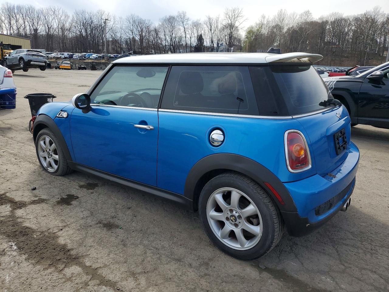 2009 Mini Cooper S - Image 2