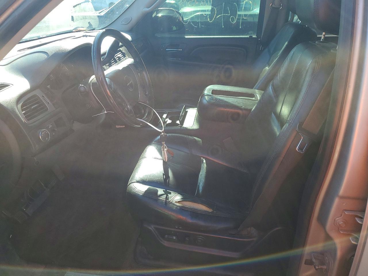 2009 GMC Yukon Denali - Фото 7