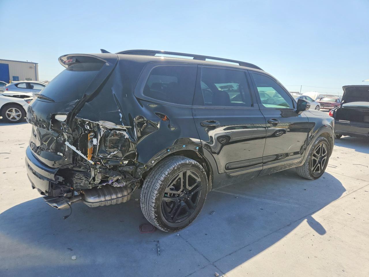 2025 Kia Telluride Sx-Prestige X-Line - Фото 3