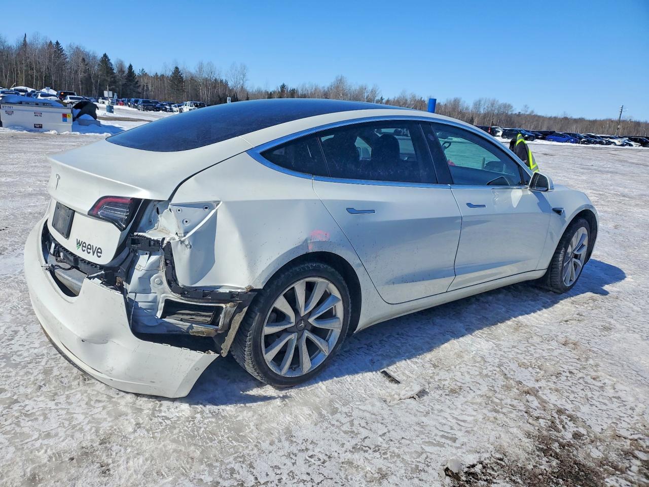 2020 Tesla Model 3 - Фото 3
