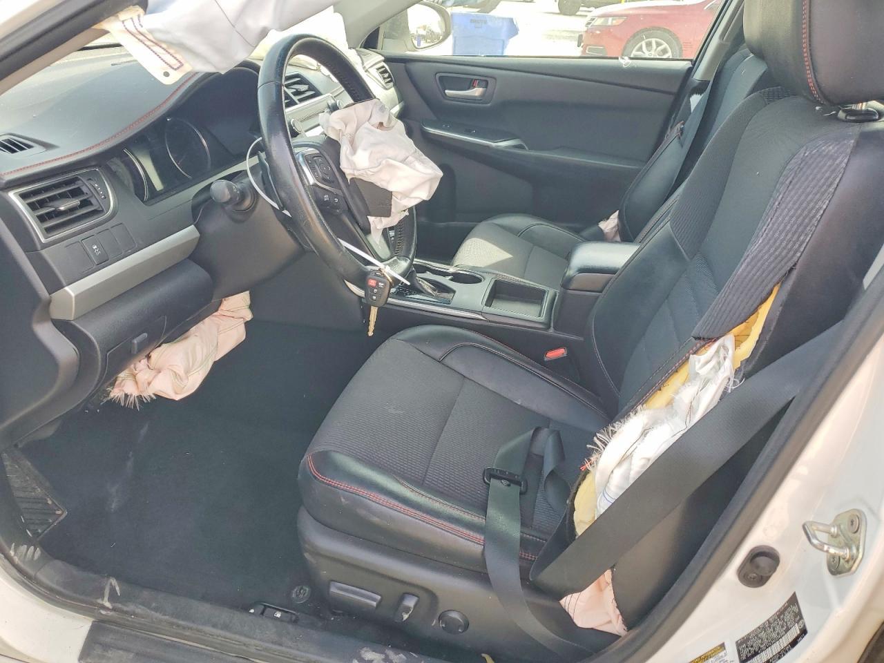 2017 Toyota Camry Se - Image 7