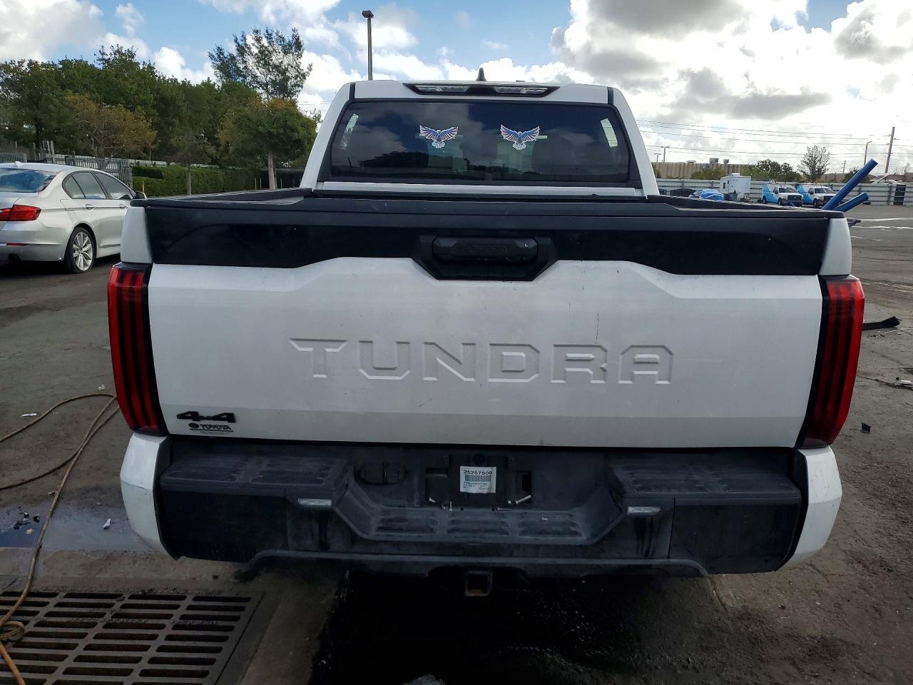 2025 Toyota Tundra Sr - Image 6