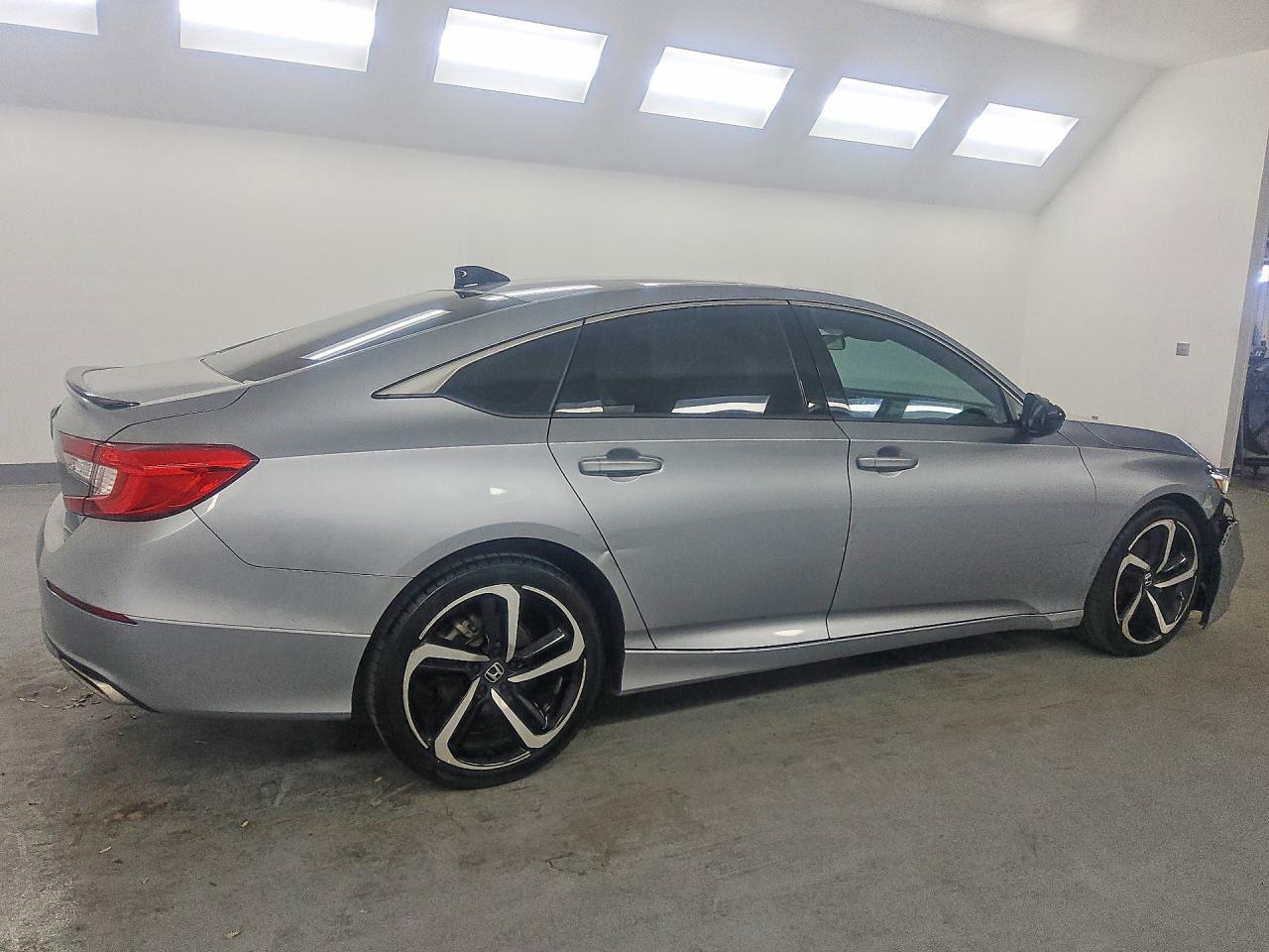 2021 Honda Accord Sport - Image 3