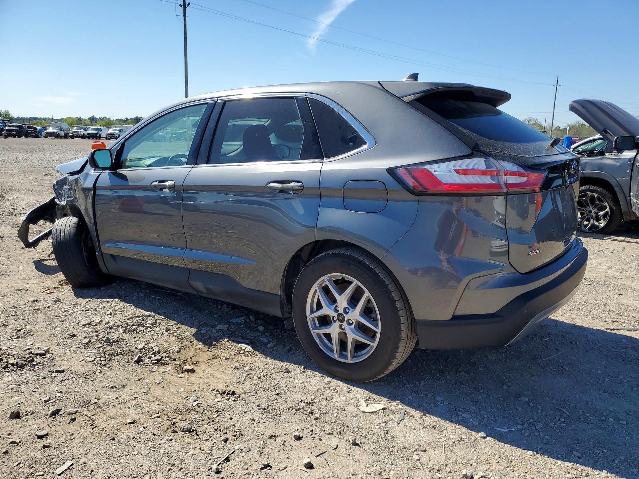 2024 Ford Edge Sel - Image 2