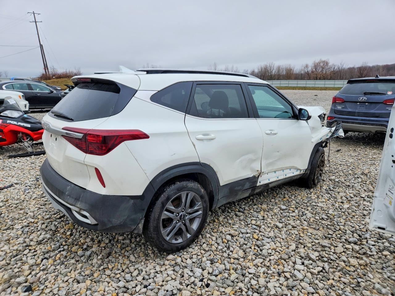 2023 Kia Seltos S - Image 3