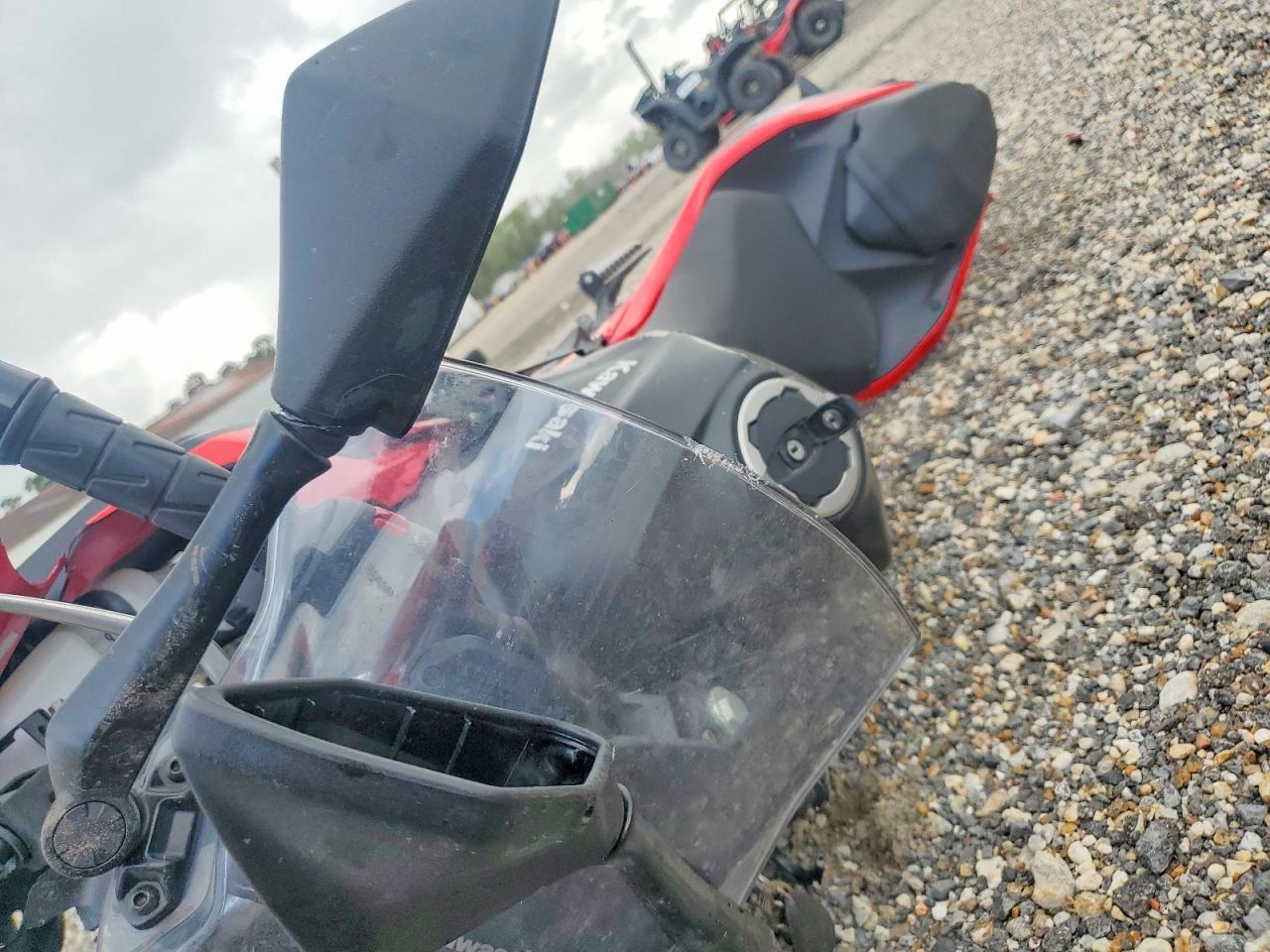 2025 Kawasaki Ex500 - Фото 5