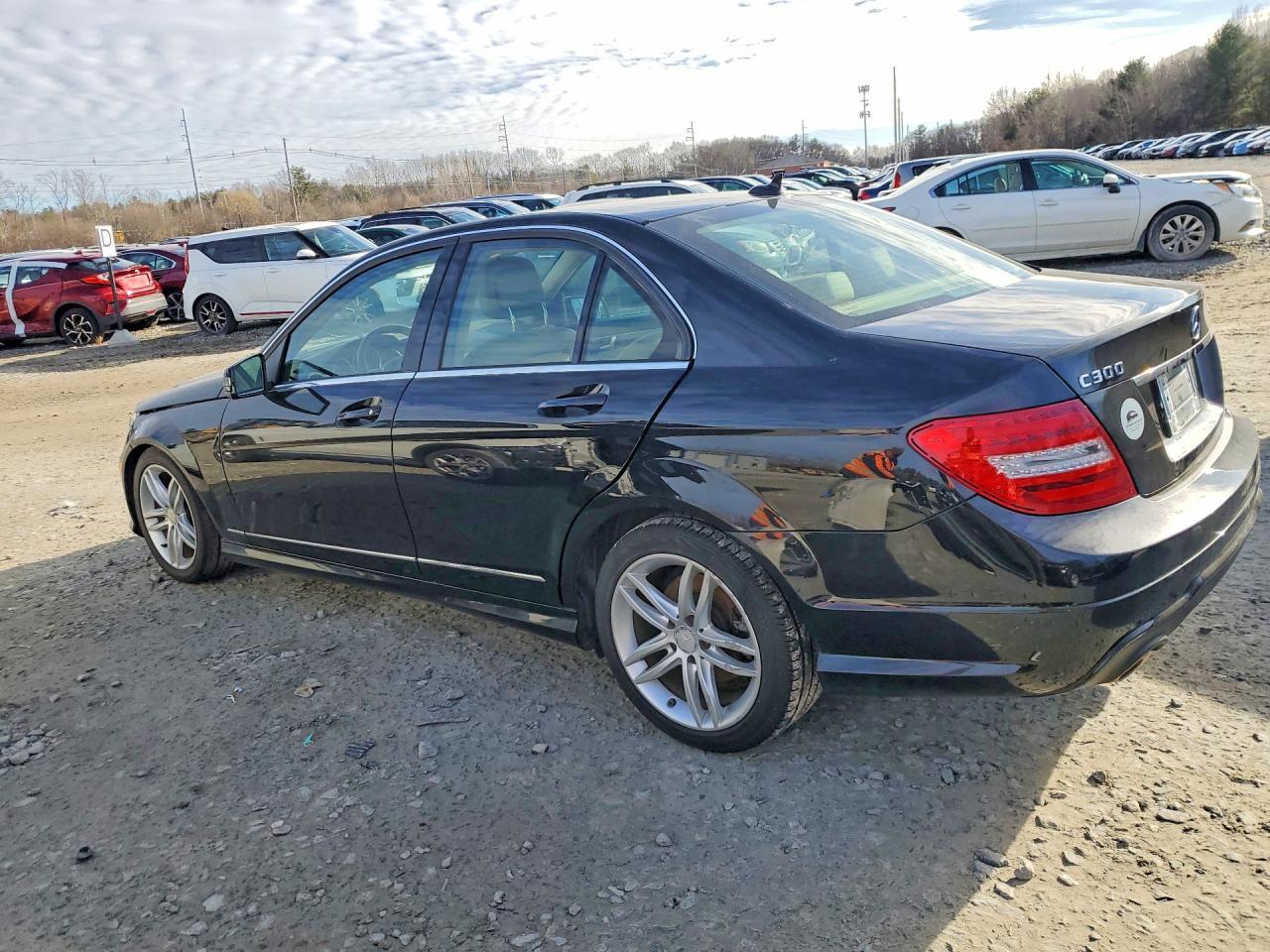 2012 Mercedes-Benz C 300 4Matic - Фото 2
