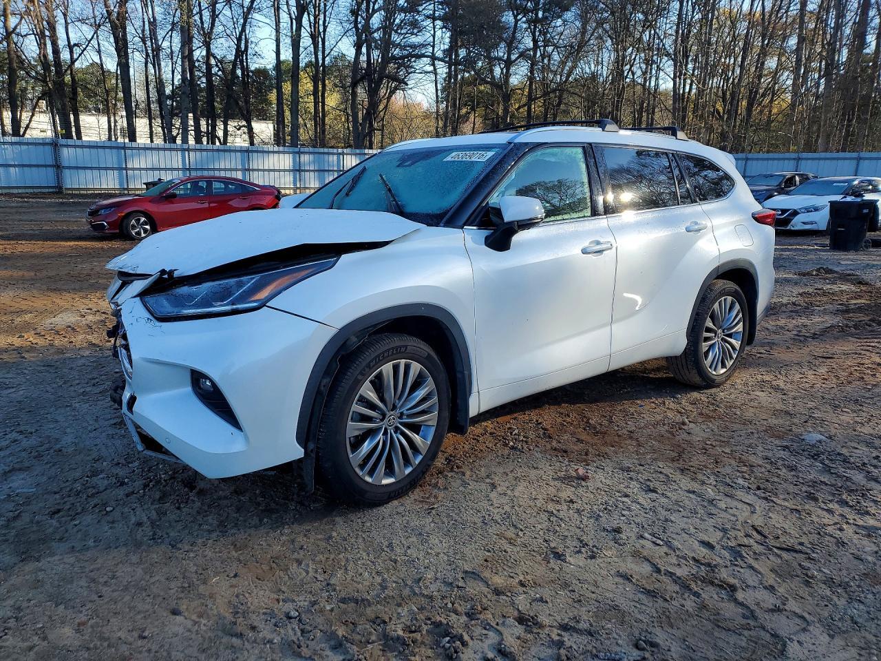 2021 Toyota Highlander Platinum