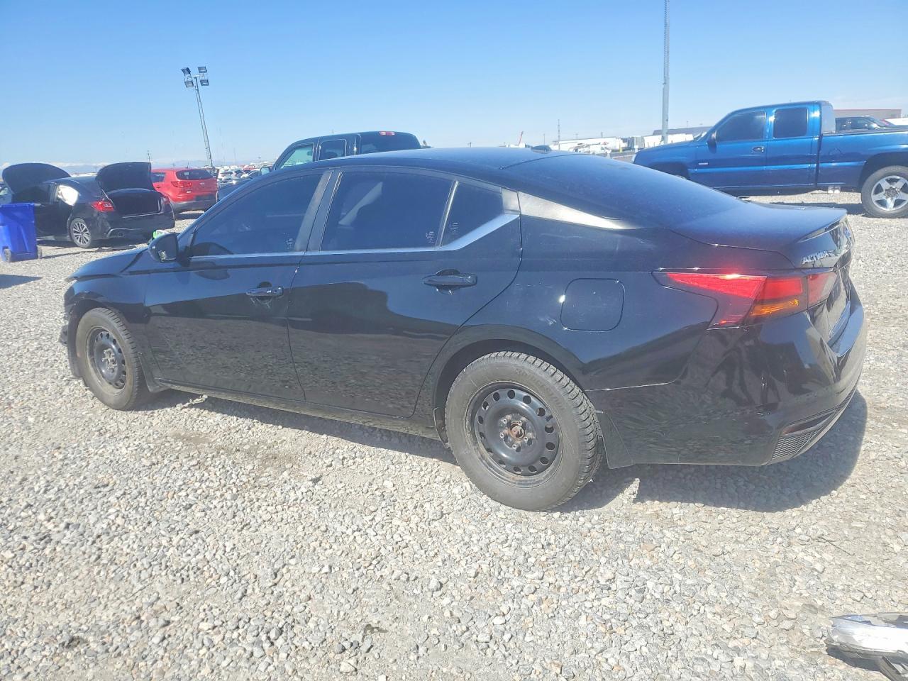 2019 Nissan Altima 2.5 S - Фото 2