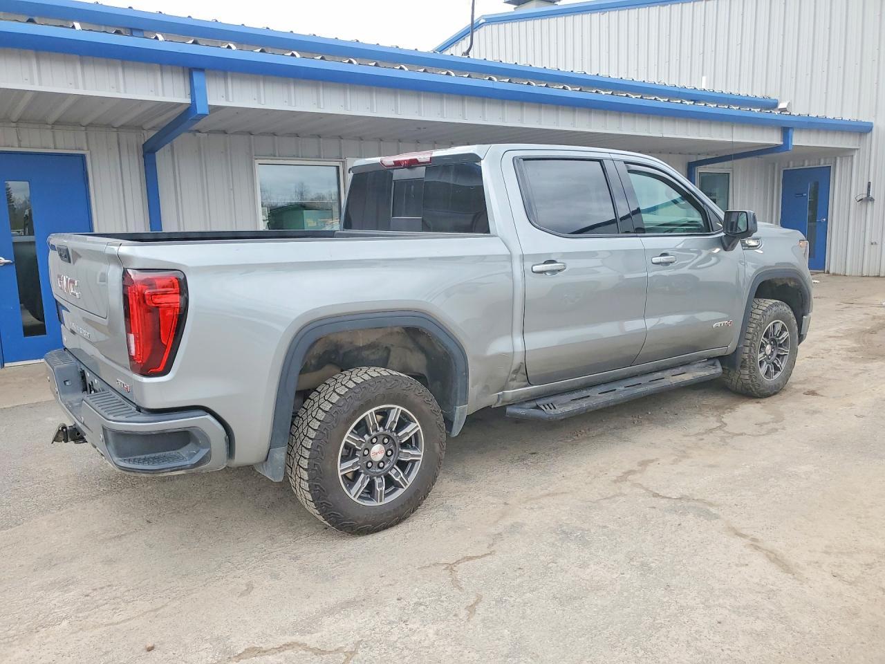 2024 GMC Sierra K1500 At4 - Image 3