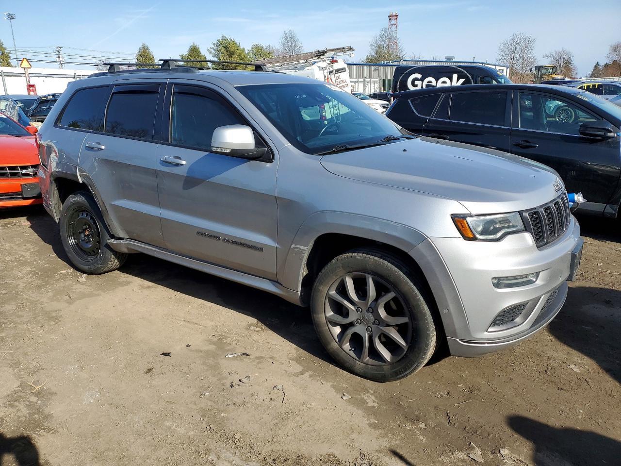 2020 Jeep Grand Cherokee Overland - Image 4