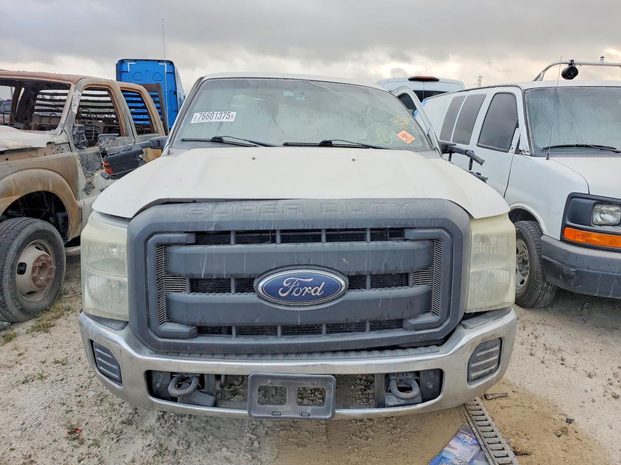 2015 Ford F250 Super Duty - Image 5