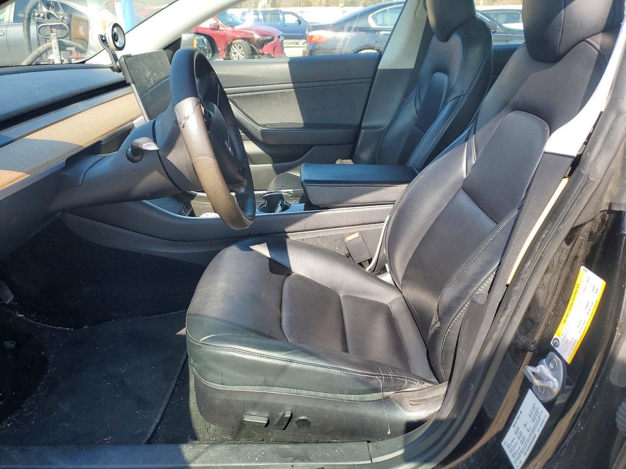 2019 Tesla Model 3 - Фото 7