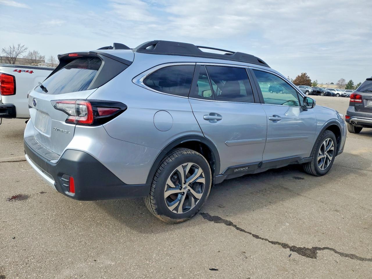 2021 Subaru Outback Limited - Image 3