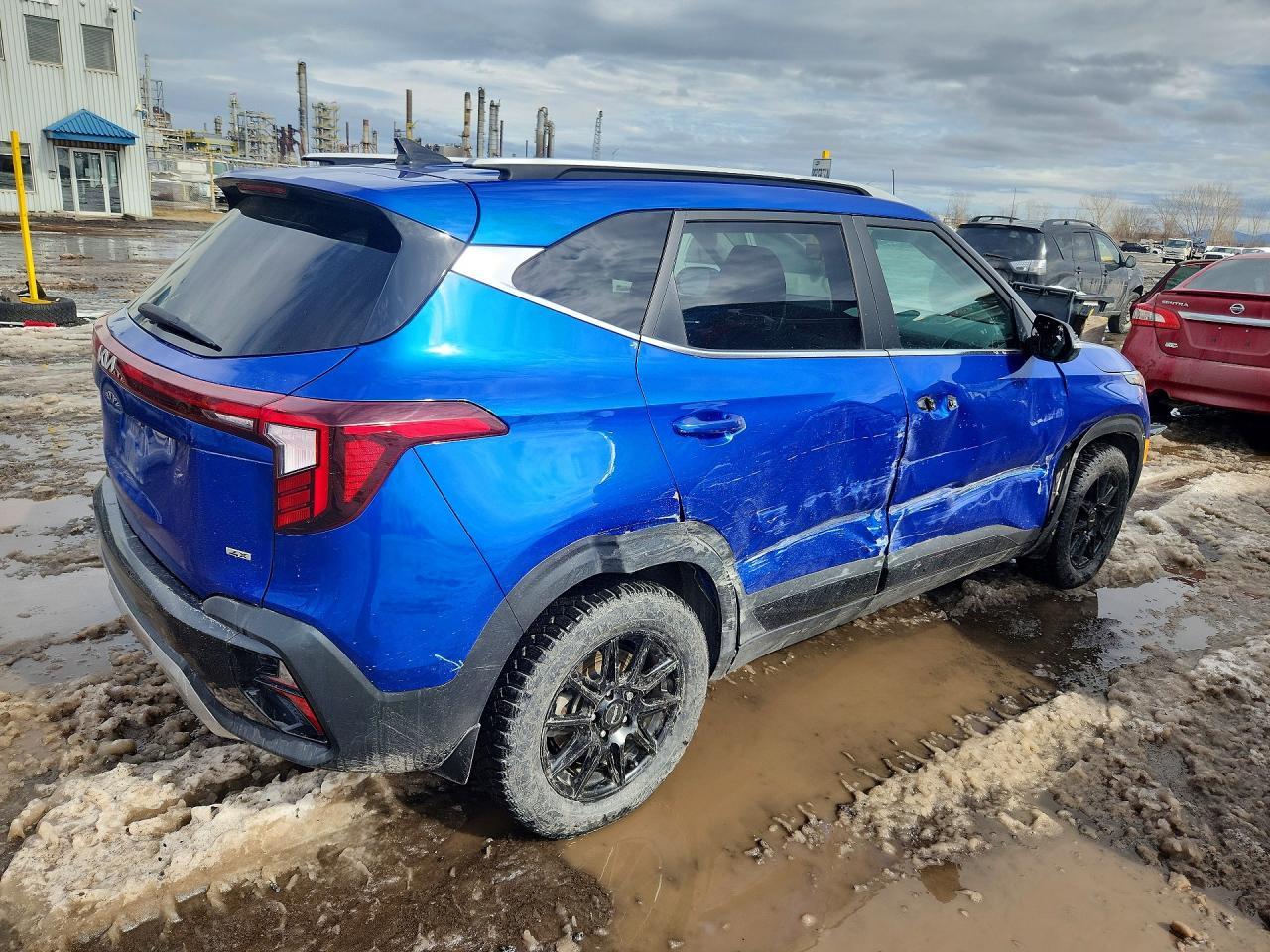 2024 Kia Seltos Ex - Image 3