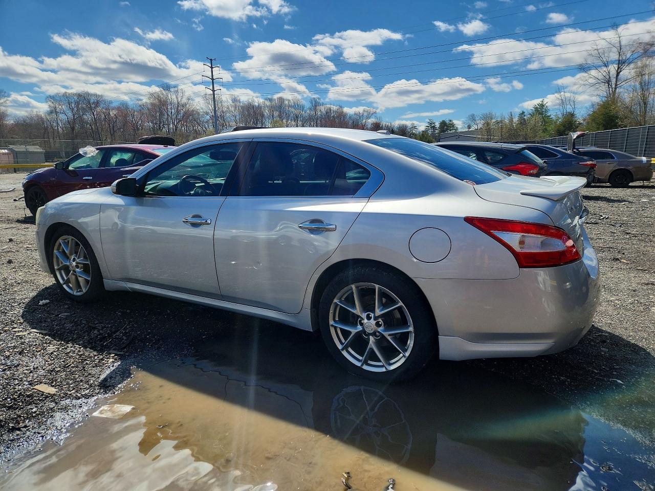 2011 Nissan Maxima 3.5 S - Фото 2