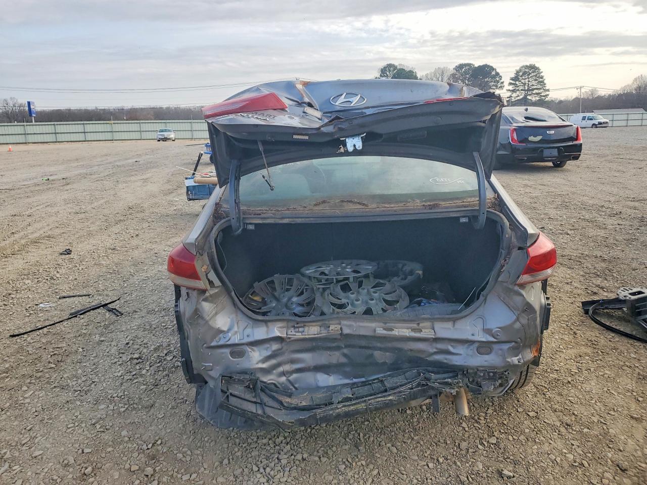 2017 Hyundai Elantra Se - Фото 6