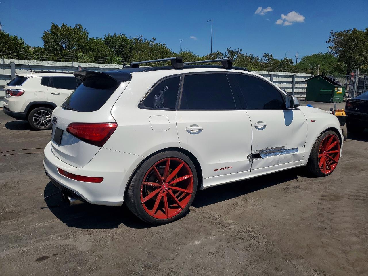 2014 Audi Sq5 Premium Plus - Image 3