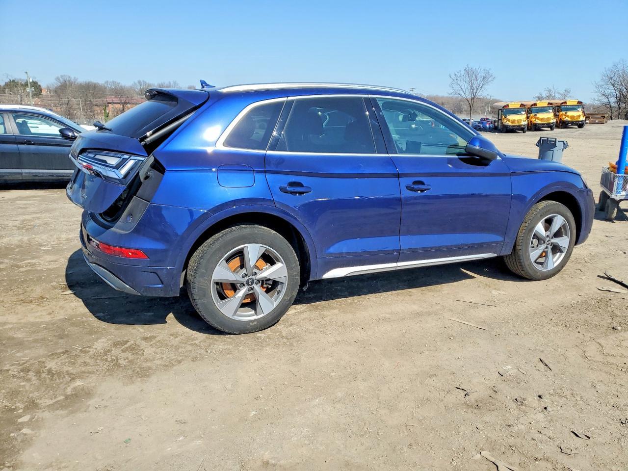 2023 Audi Q5 Premium Plus 40 - Фото 3