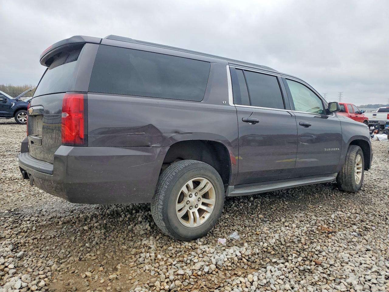 2016 Chevrolet Suburban K1500 Lt - Фото 3
