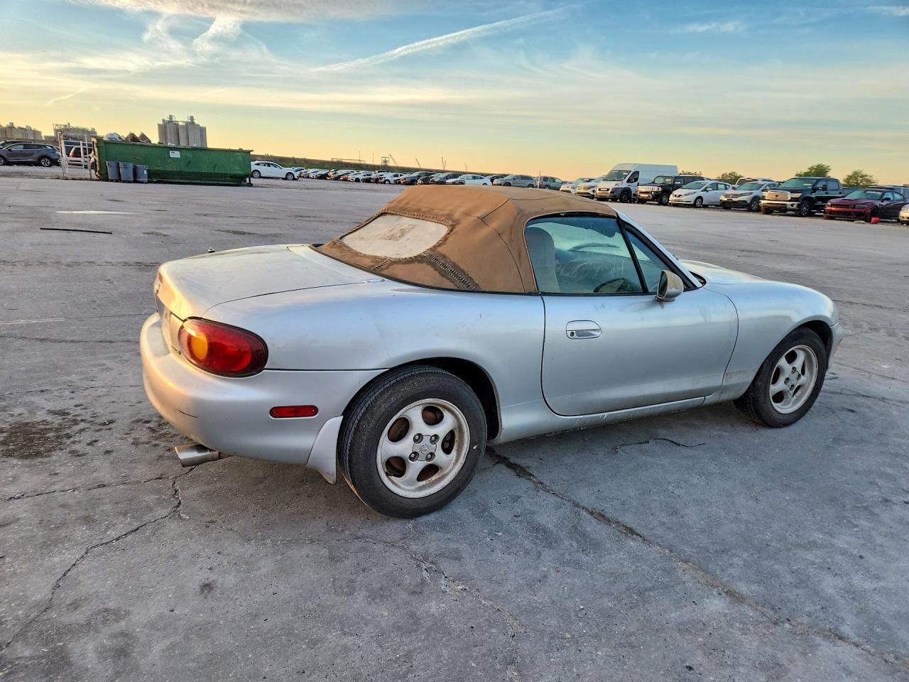 1999 Mazda Mx-5 Miata - Image 3