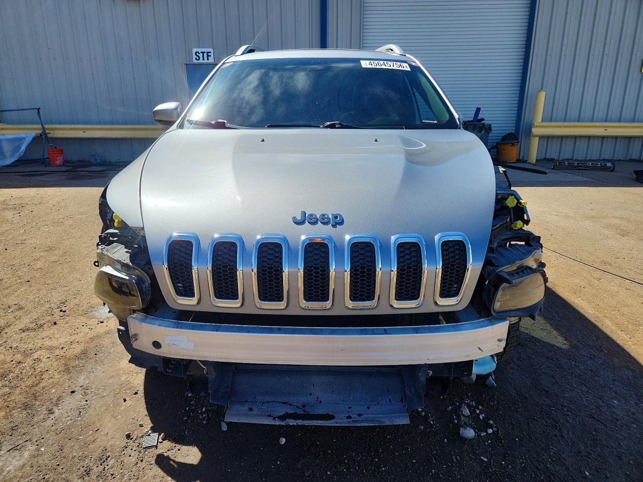 2016 Jeep Cherokee Latitude - Image 5
