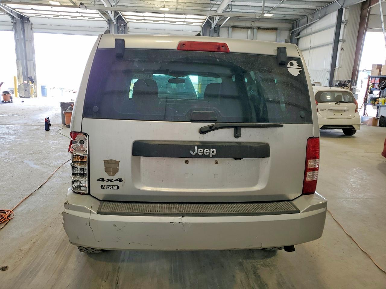 2010 Jeep Liberty Sport - Фото 6
