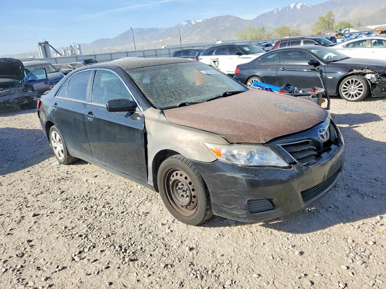 2011 Toyota Camry Le - Image 4