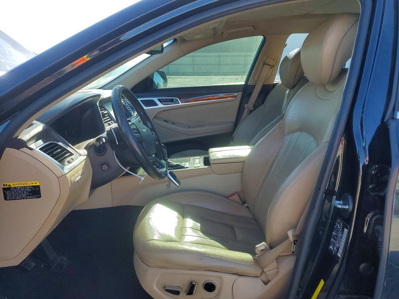2015 Hyundai Genesis 3.8L - Image 7