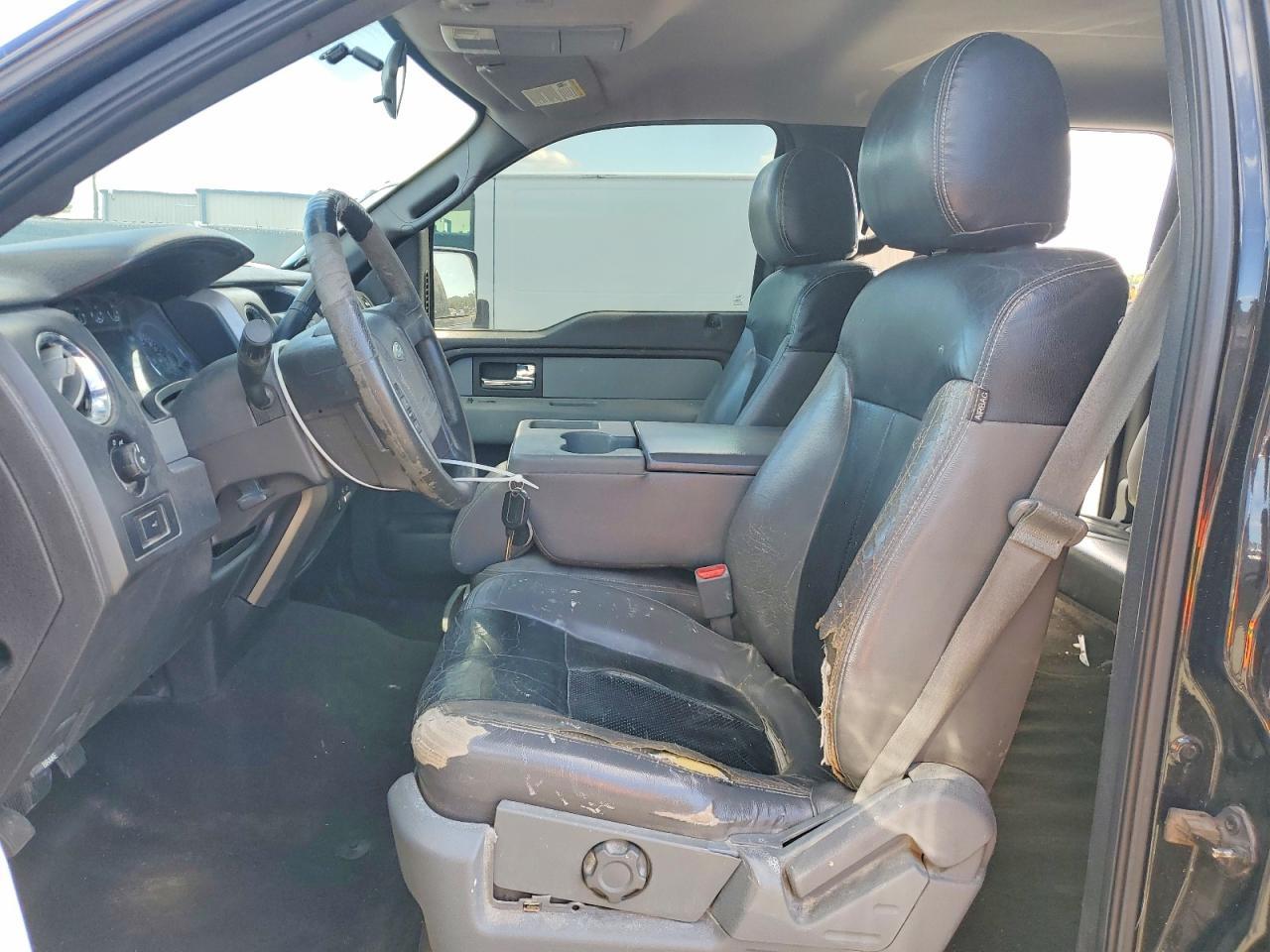 2013 Ford F150 - Image 7