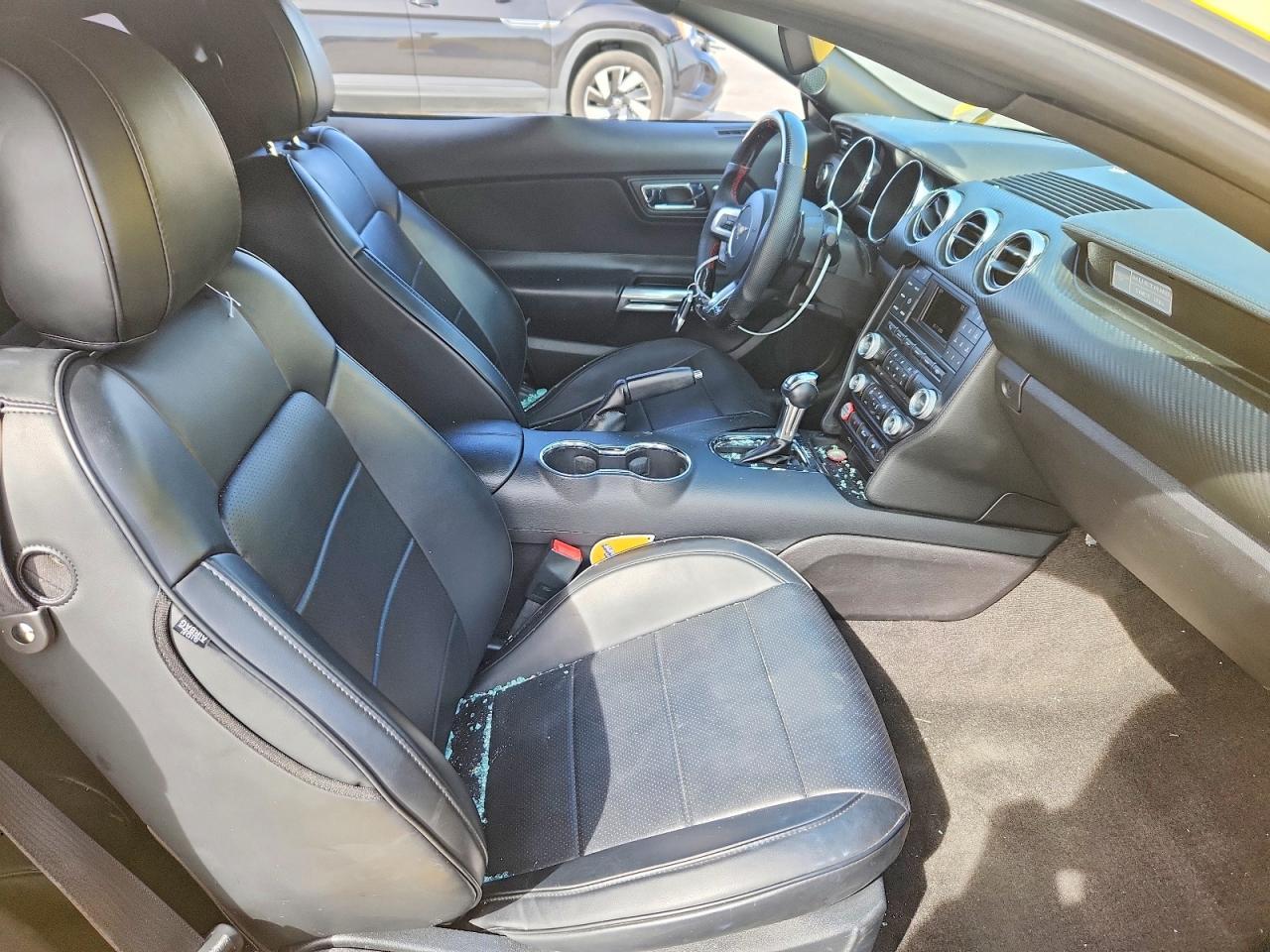 2015 Ford Mustang - Image 7