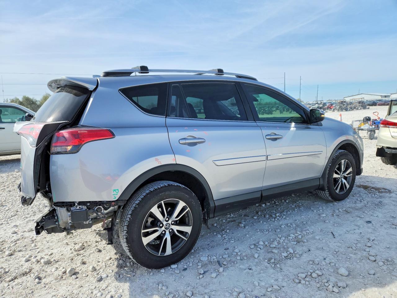 2018 Toyota Rav4 Xle - Фото 3