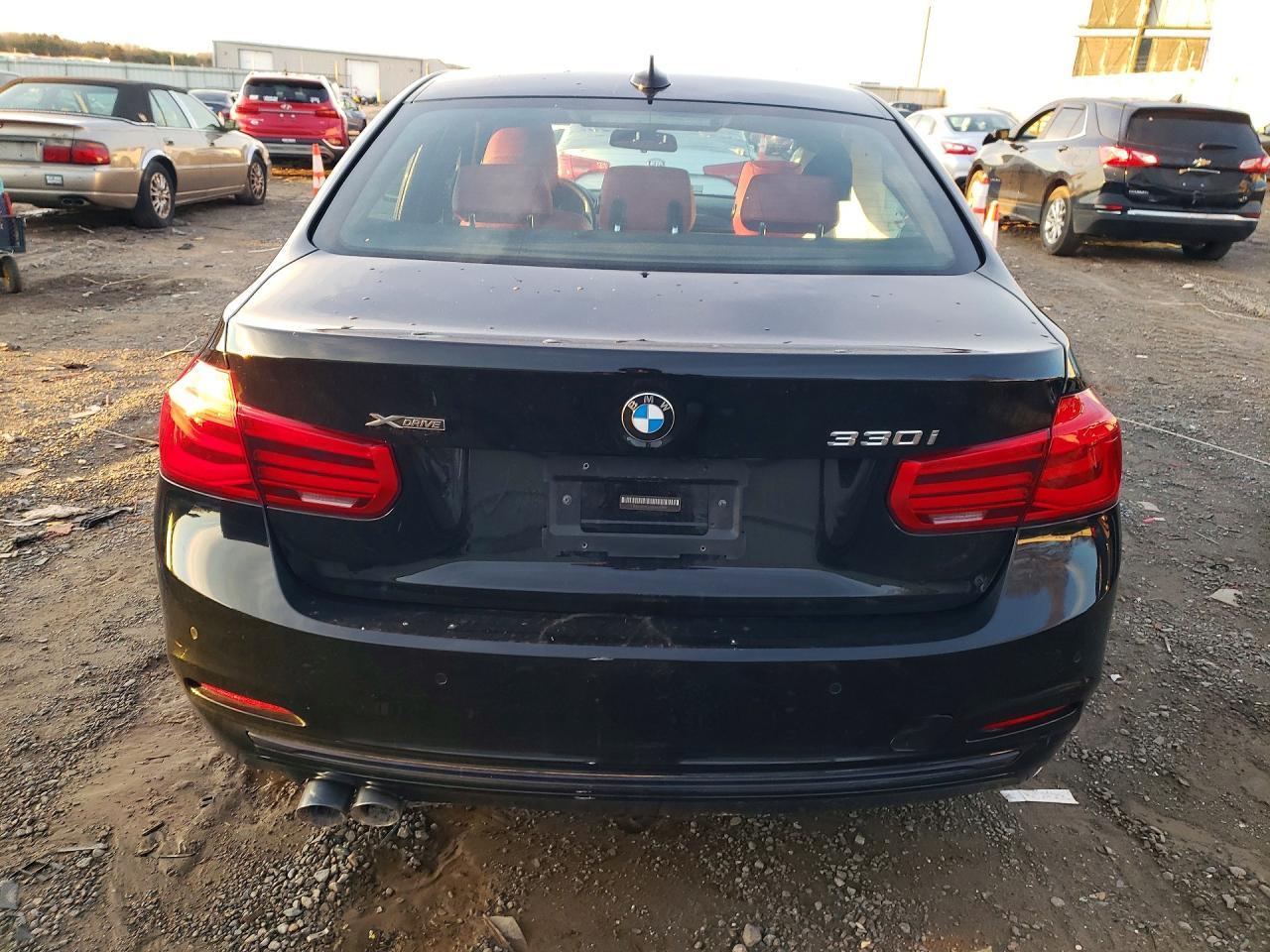 2017 BMW 330 Xi - Image 6