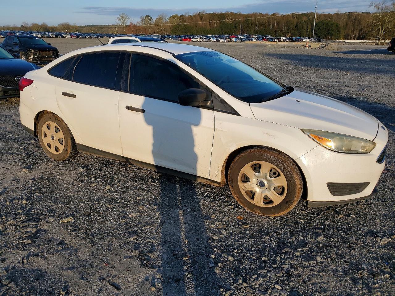 2015 Ford Focus S - Фото 4