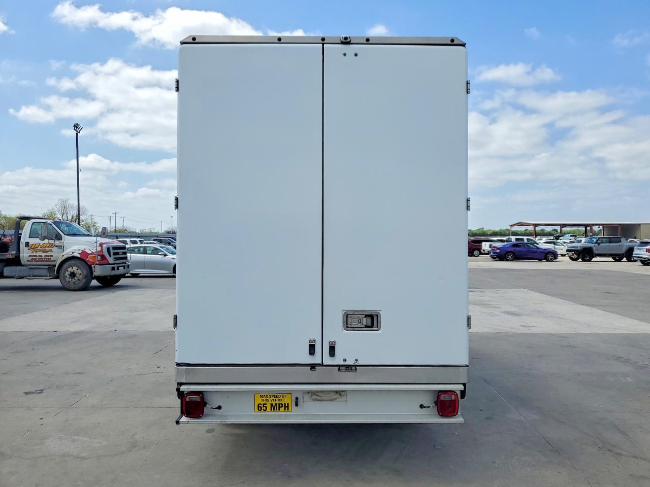 2022 Ford Transit Delivery Truck - Фото 6