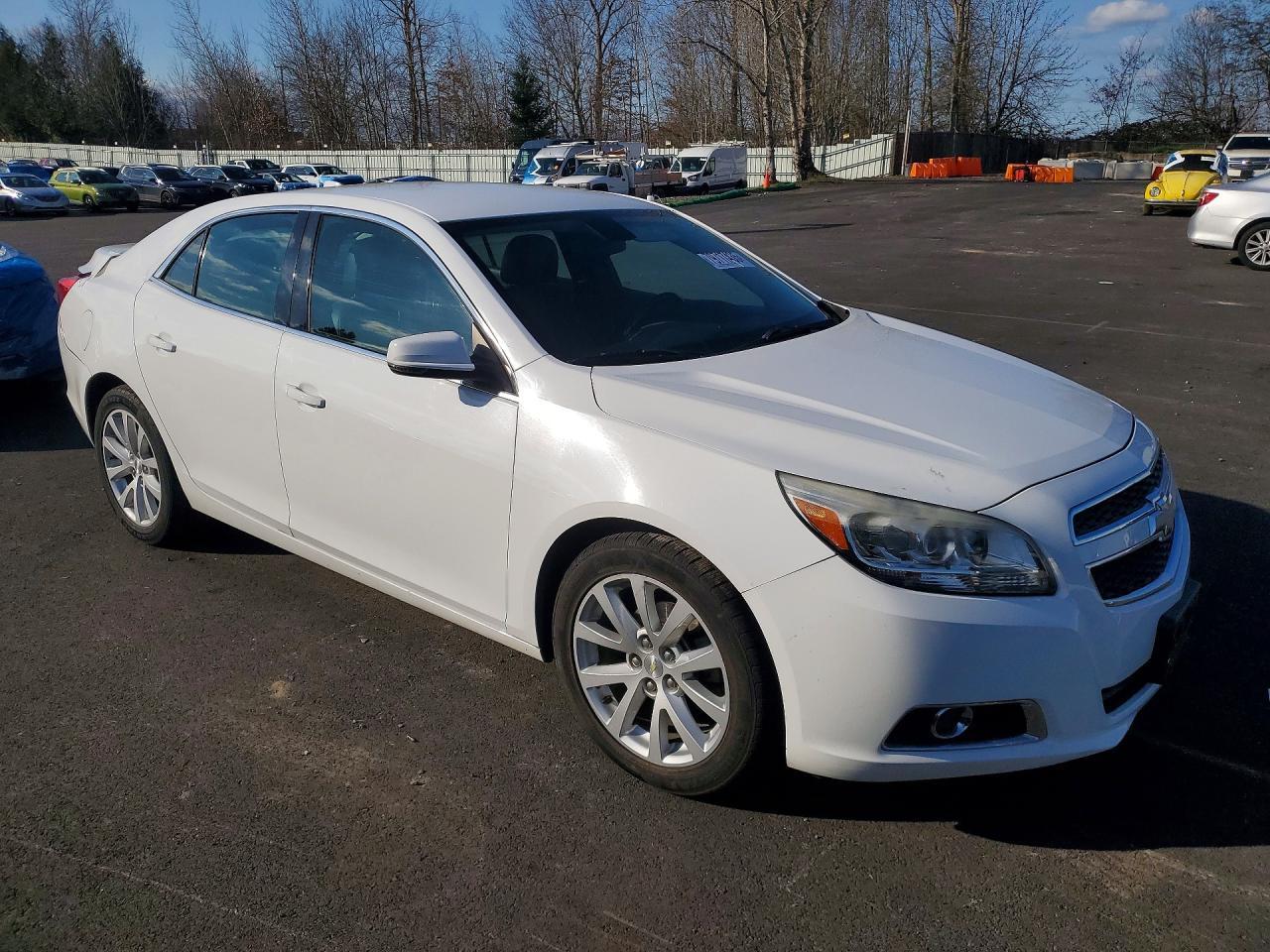 2013 Chevrolet Malibu 2Lt - Image 4