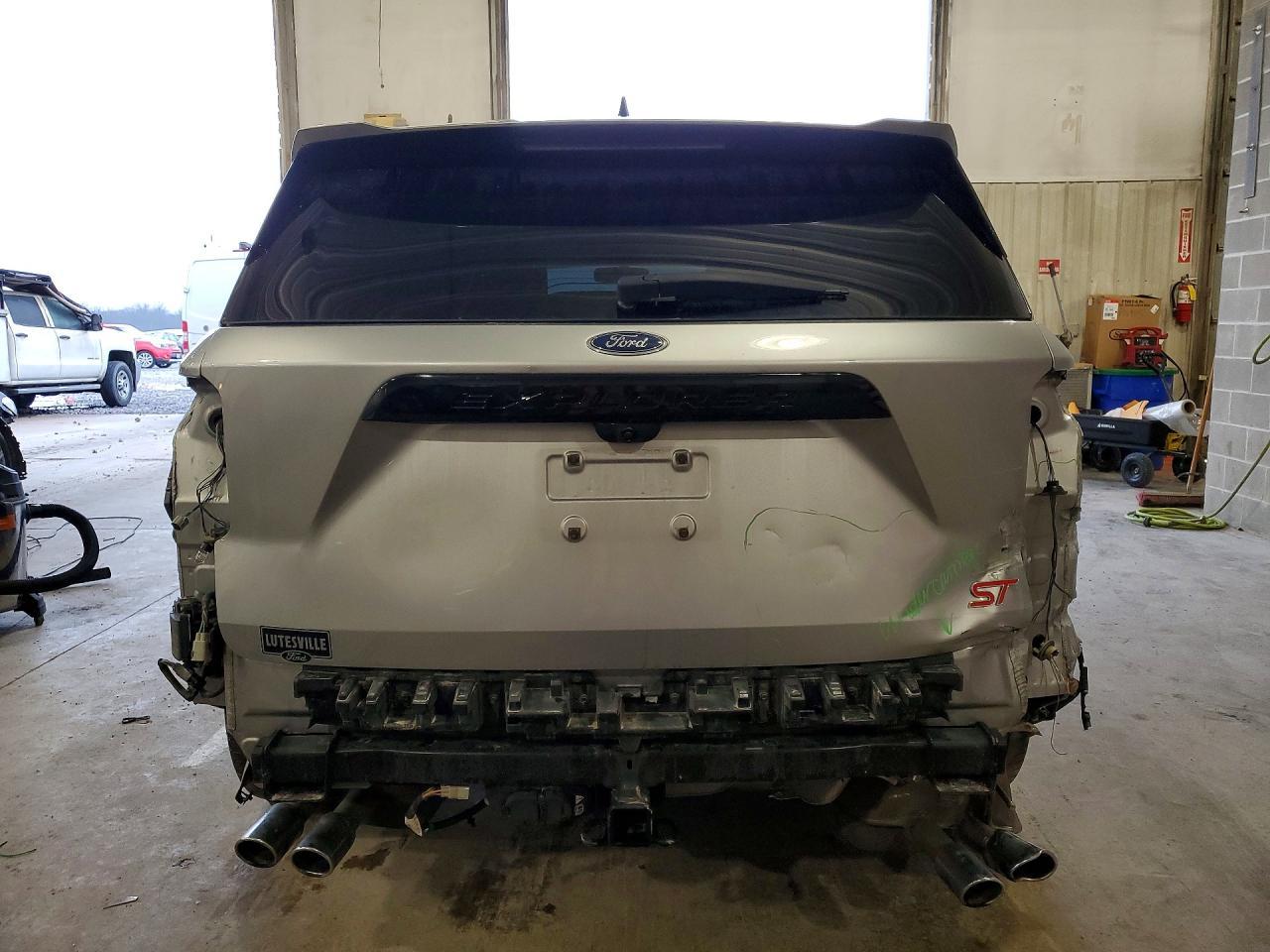 2021 Ford Explorer St - Фото 6