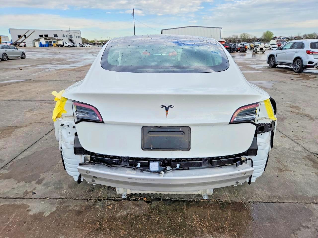 2021 Tesla Model 3 - Image 6