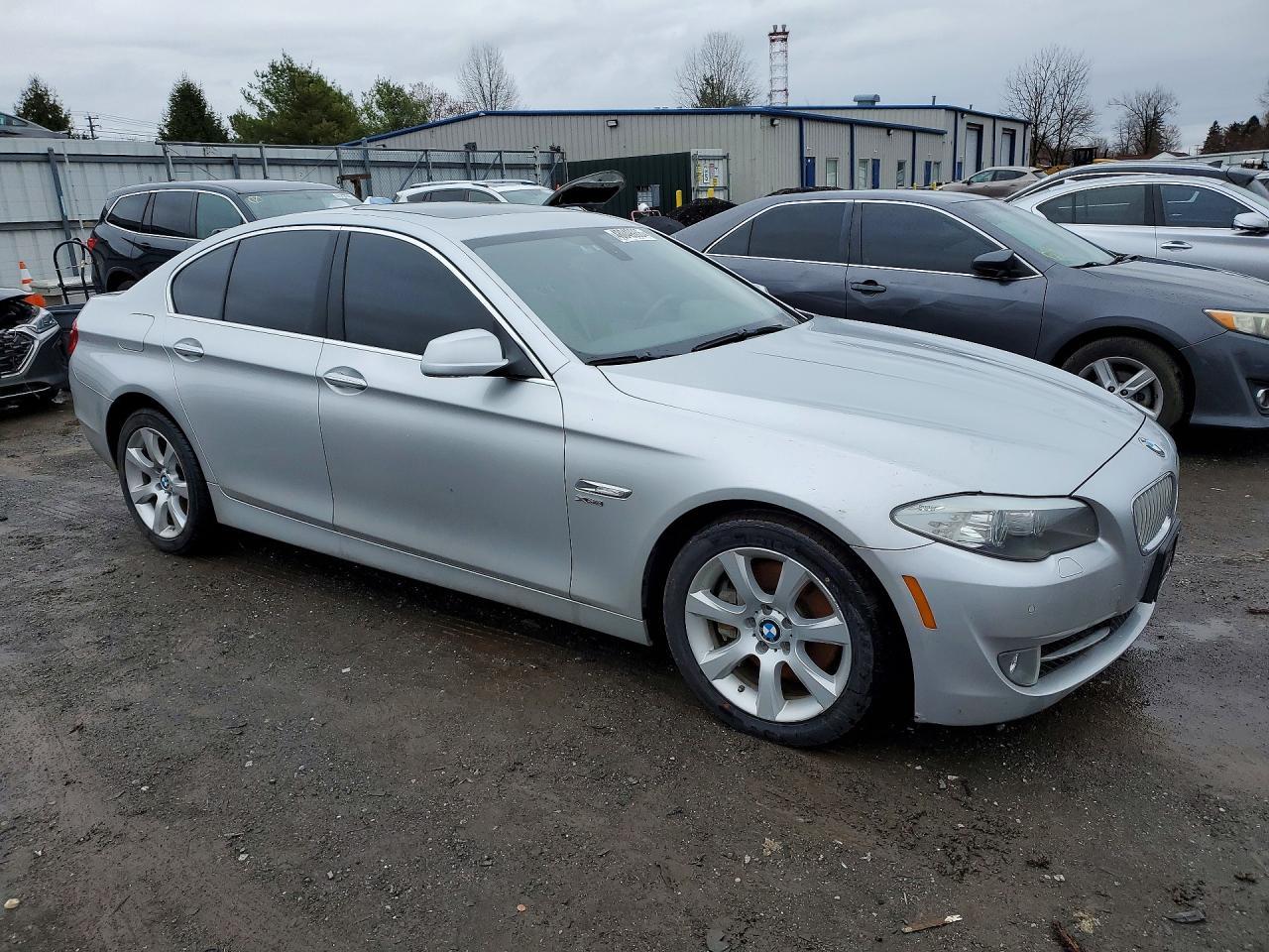 2011 BMW 550 Xi - Фото 4