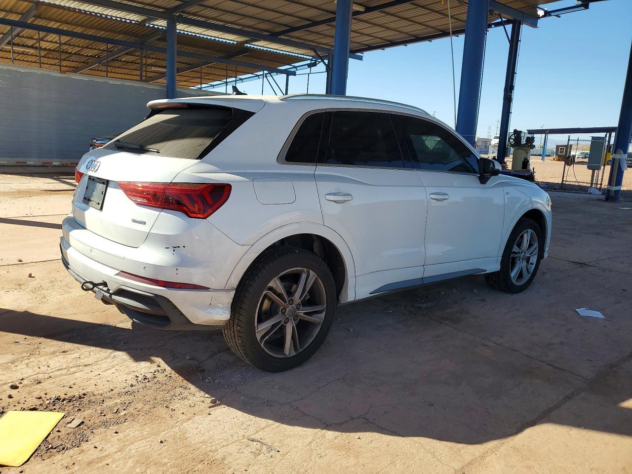 2020 Audi Q3 Premium S Line - Image 3