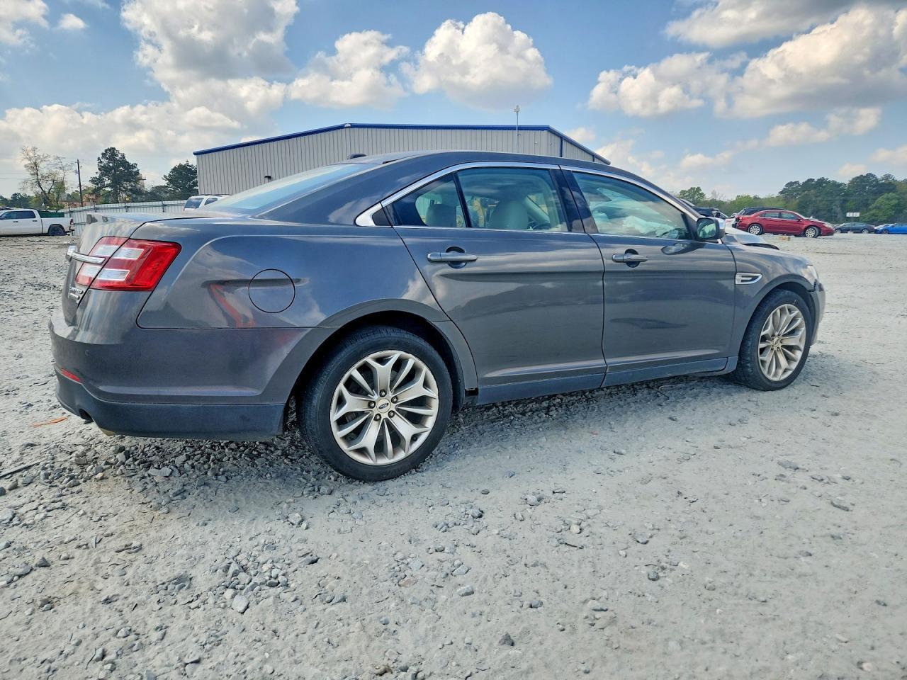 2018 Ford Taurus Limited - Фото 3