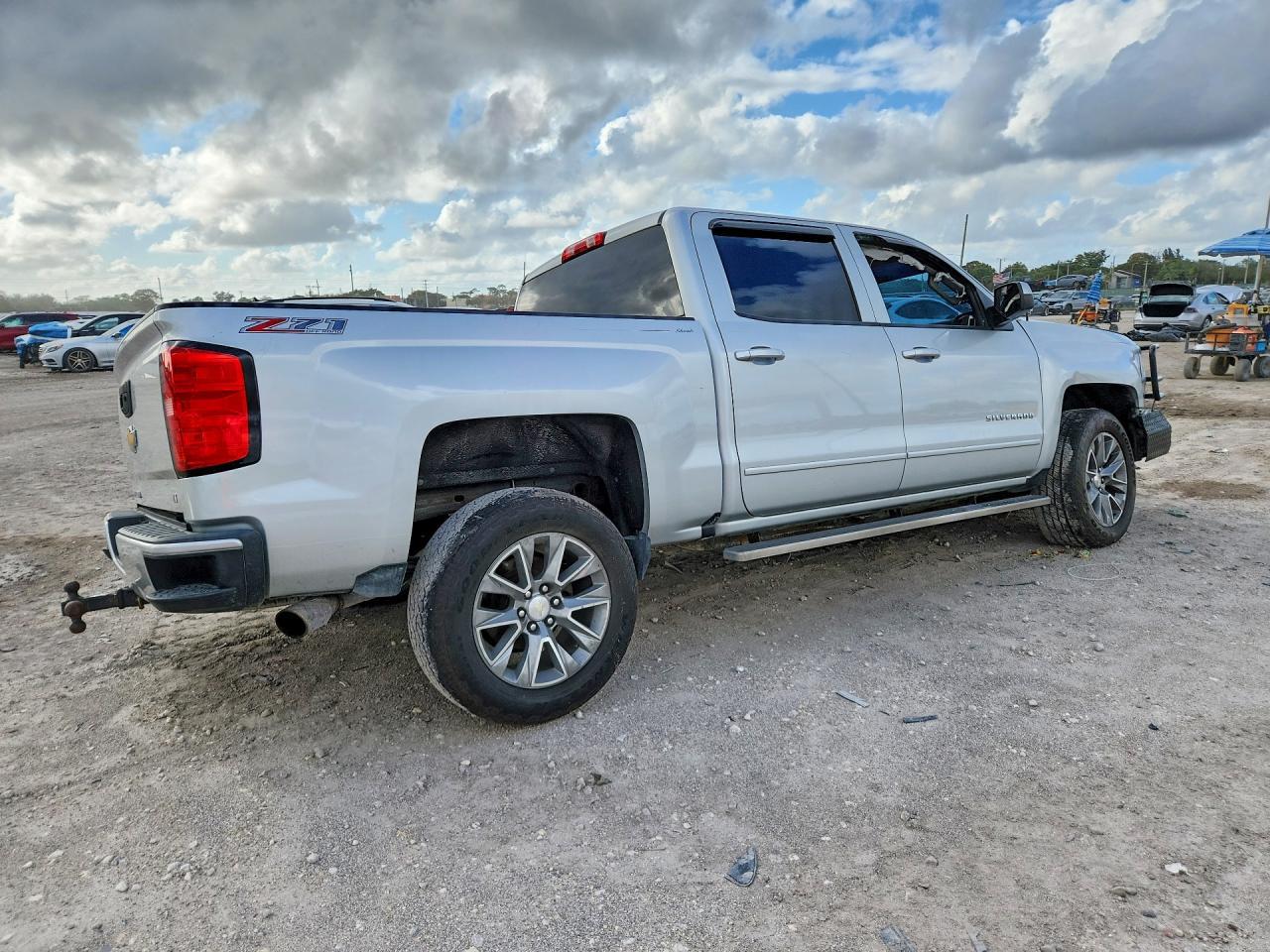 2016 Chevrolet Silverado K1500 Lt - Image 3