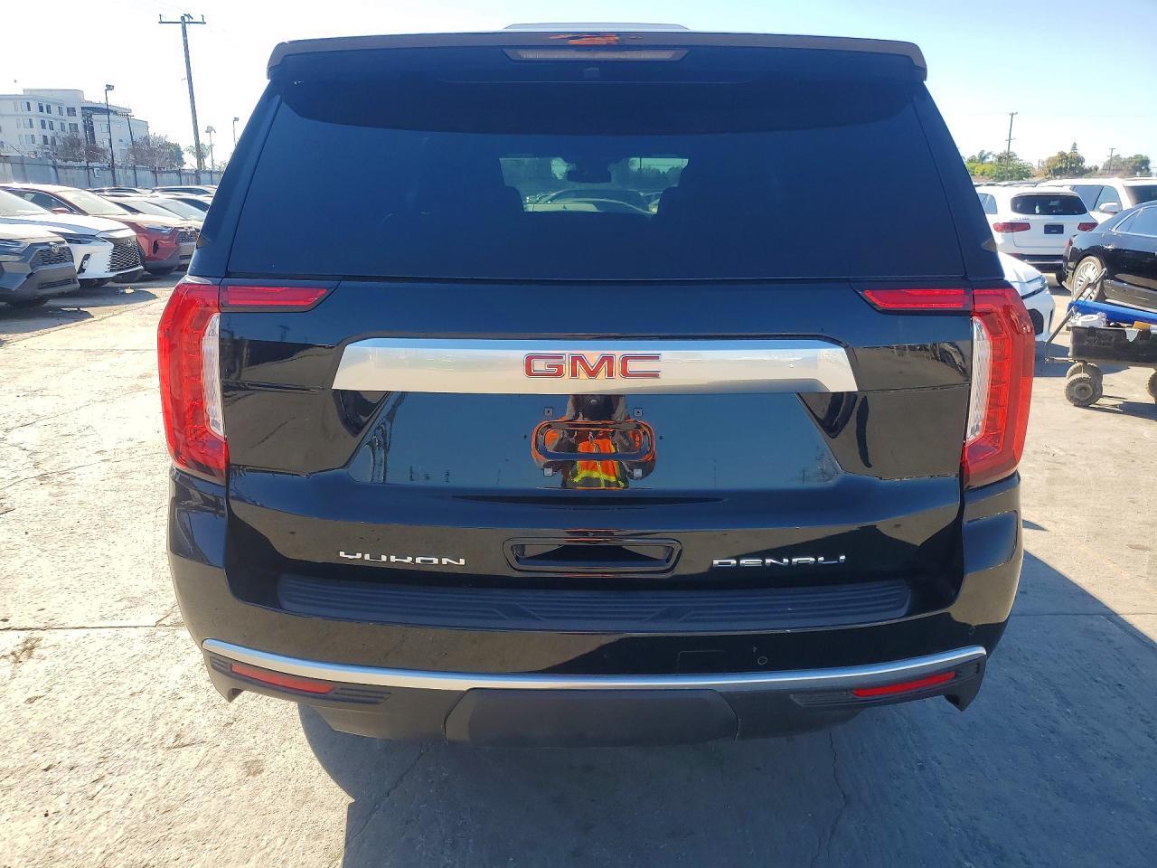 2022 GMC Yukon Xl K1500 Slt - Фото 6