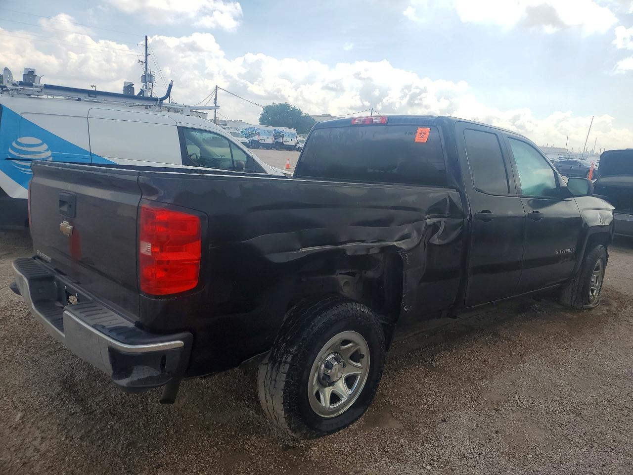 2016 Chevrolet Silverado C1500 - Image 3