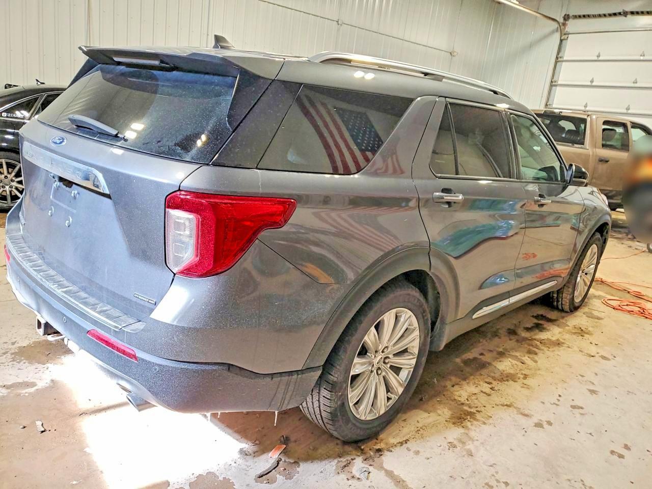 2021 Ford Explorer Limited - Фото 3