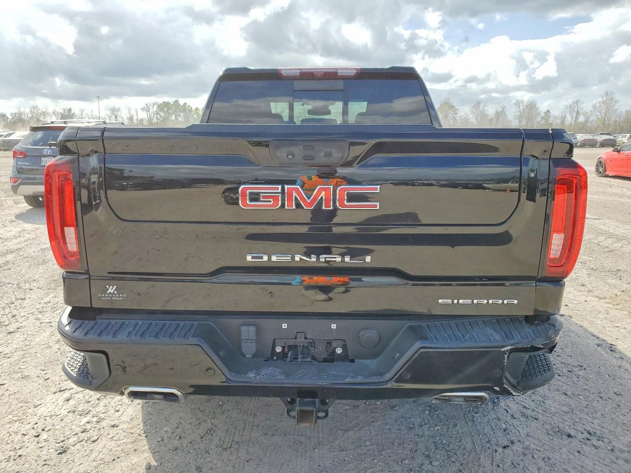 2022 GMC Sierra K1500 Denali - Image 7